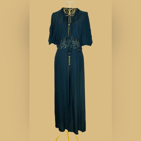 NEW Boho Black Lace Beach Dress Coverup with Flutter Sleeves & 2-Tie Front, OS - Picture 10 of 16